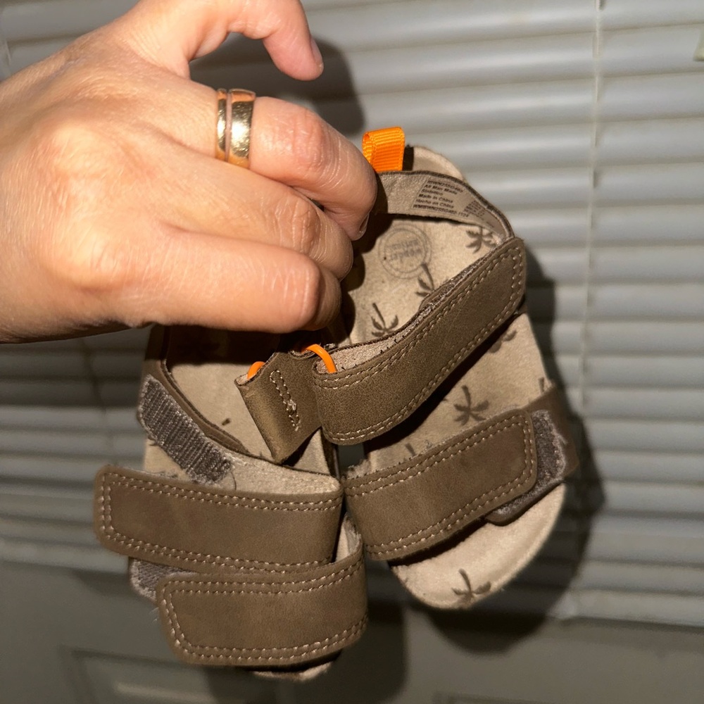 Bundle baby shoes